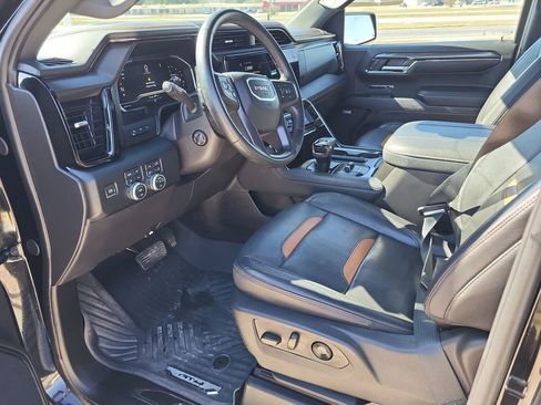 Used 2024 GMC Sierra 1500 AT4 w/ Technology Package image 13