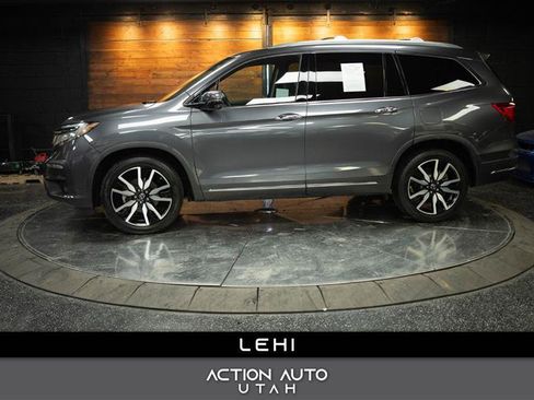Used 2019 Honda Pilot Elite image 1