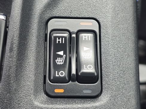 Used 2020 Subaru Crosstrek Hybrid AWD/4WD image 10