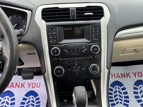 Used 2014 Ford Fusion SE image 21