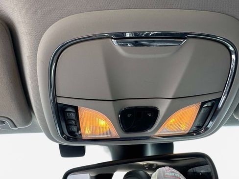 Used 2021 Jeep Cherokee Limited FWD image 20
