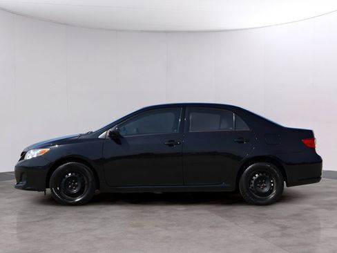 Used 2011 Toyota Corolla LE FWD image 4