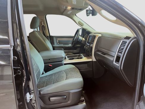 Used 2019 RAM 1500 Classic Warlock AWD/4WD image 28