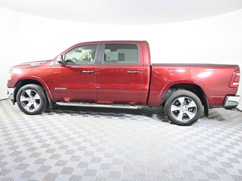 Used 2019 RAM 1500 Laramie AWD/4WD image 3