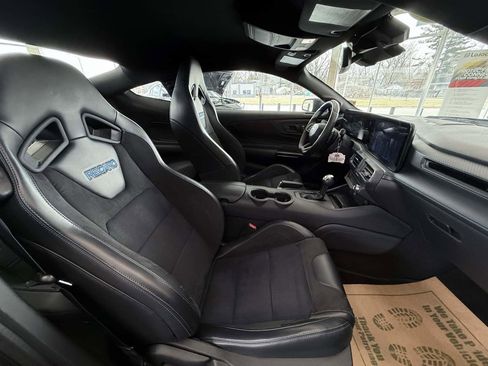 Used 2024 Ford Mustang Dark Horse image 30