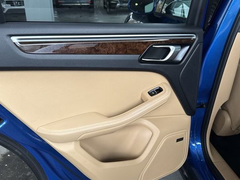 Used 2018 Porsche Macan Sport Edition image 24