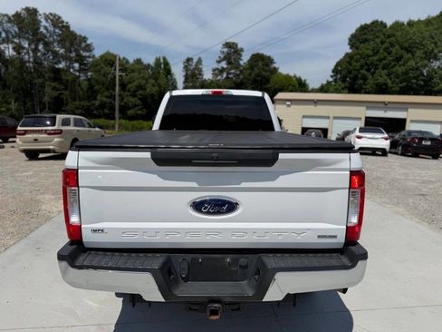 Used 2017 Ford F250 XL w/ Power Equipment Group AWD/4WD image 6