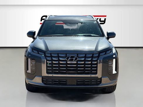 Used 2025 Hyundai Palisade Calligraphy image 2