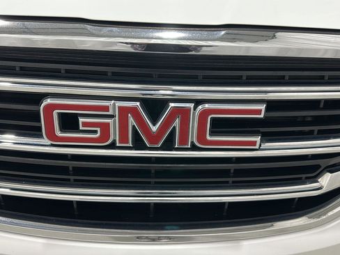 Used 2019 GMC Terrain SLT image 27