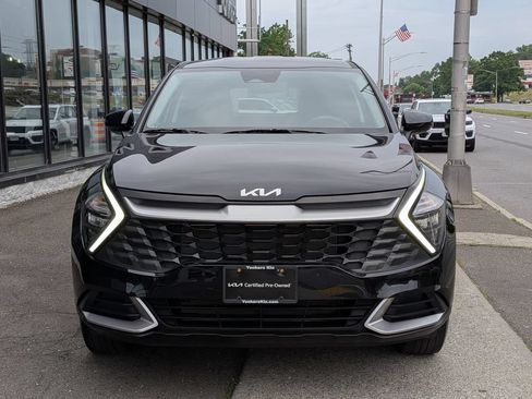Certified 2023 Kia Sportage LX AWD/4WD image 3
