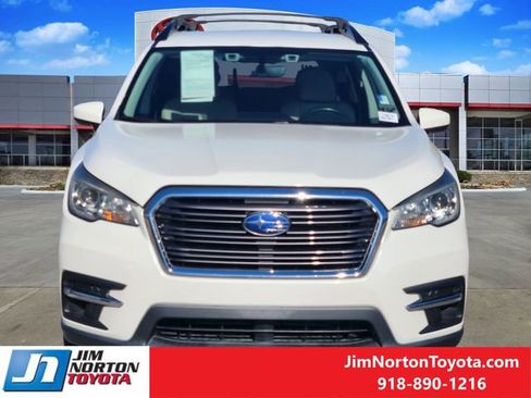 Used 2020 Subaru Ascent Premium w/ Convenience Package image 2