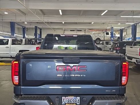 Used 2019 GMC Sierra 1500 SLE w/ X31 Off-Road Package AWD/4WD image 12