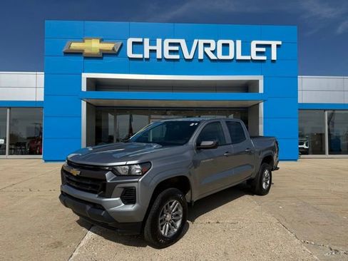 Used 2026 Chevrolet Colorado LT AWD/4WD image 1