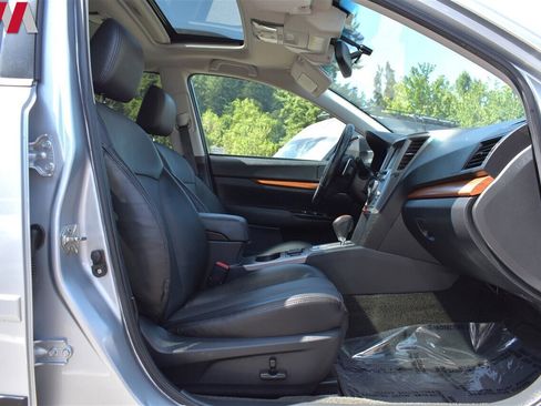Used 2013 Subaru Outback 2.5i Limited image 31