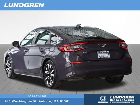 Used 2024 Honda Civic EX-L image 3