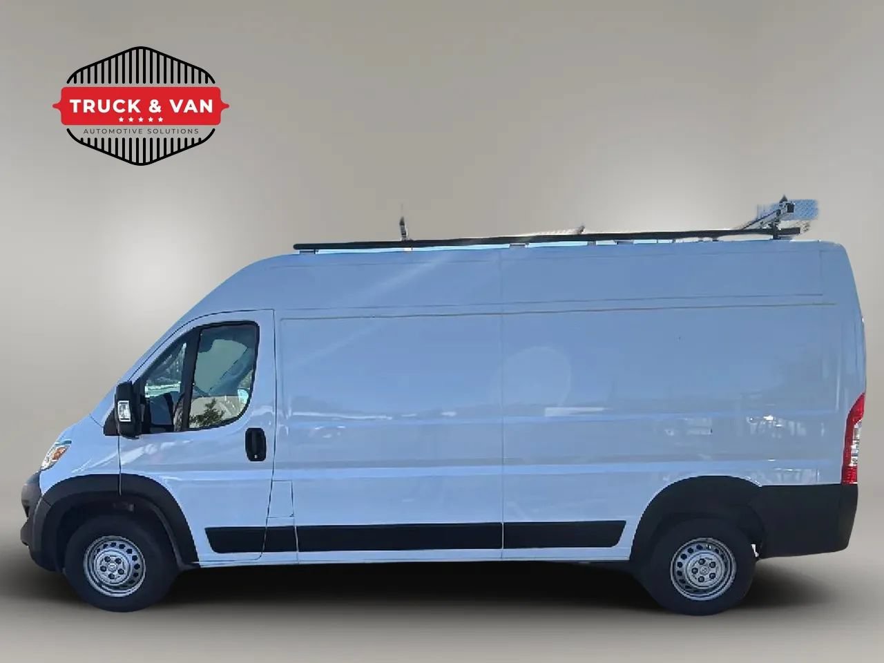 Used 2025 RAM ProMaster 3500 FWD image 3