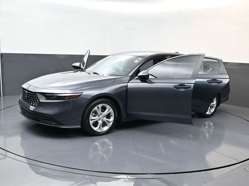 Used 2024 Honda Accord LX image 28