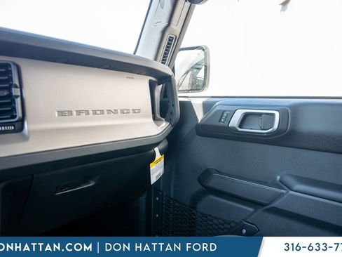 New 2026 Ford Bronco Outer Banks AWD/4WD image 15