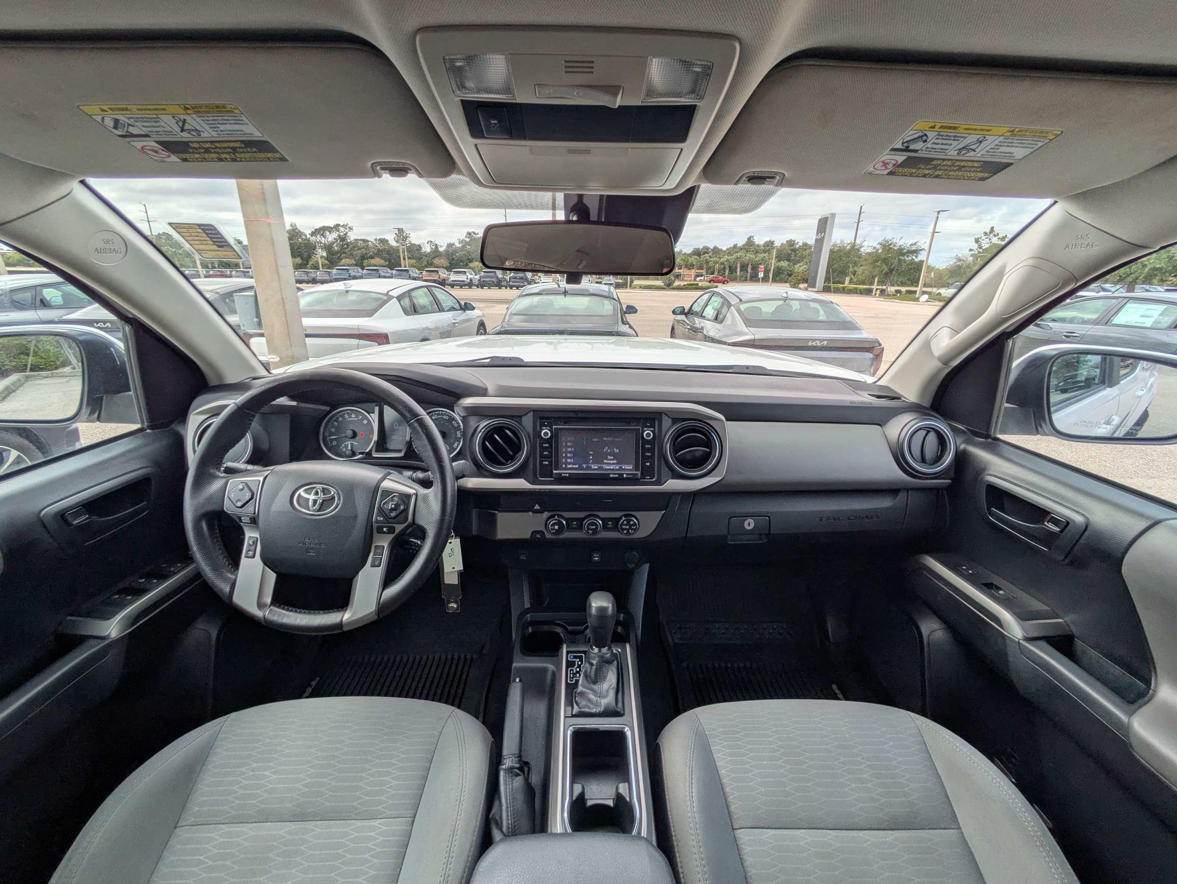 Used 2019 Toyota Tacoma SR5 RWD image 28