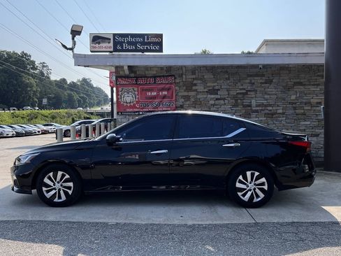 Used 2020 Nissan Altima 2.5 S FWD image 3