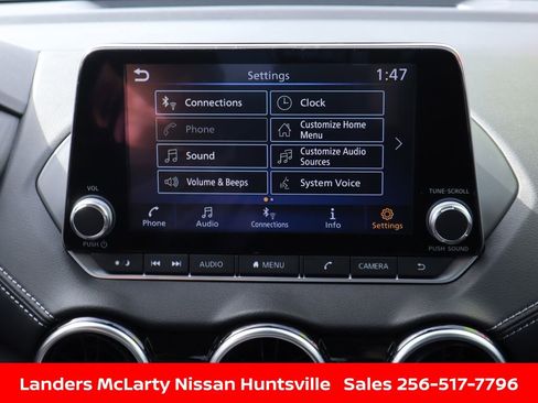 Used 2025 Nissan Sentra SV w/ Trunk Package image 18