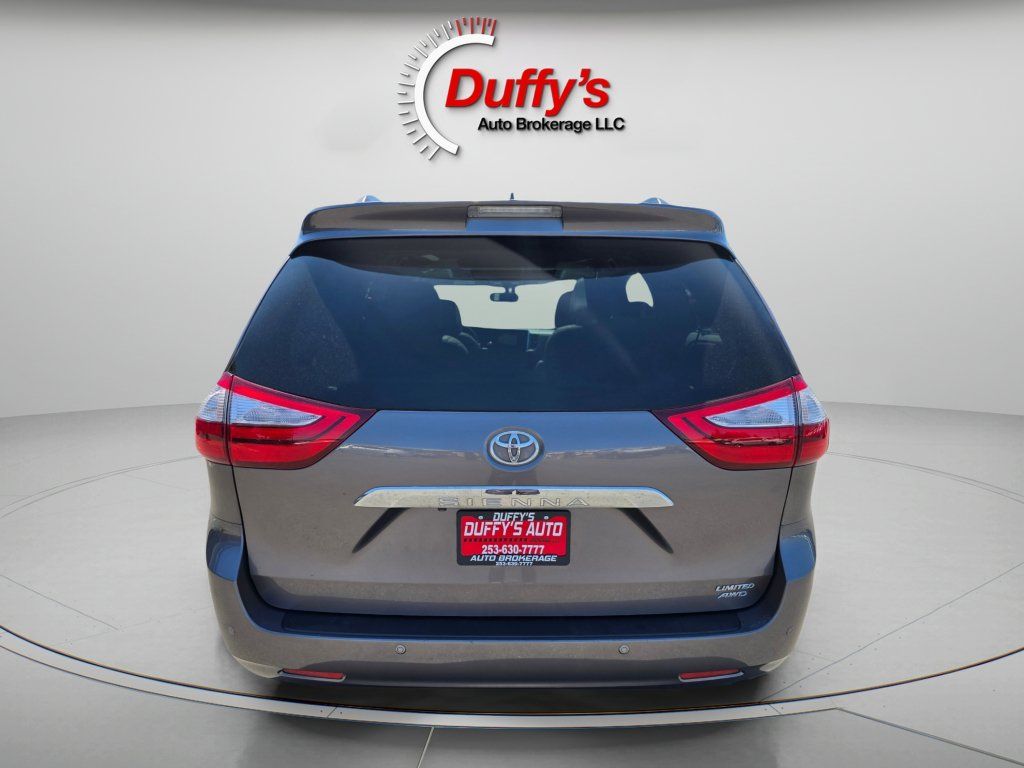 Used 2017 Toyota Sienna Limited Premium AWD/4WD image 22