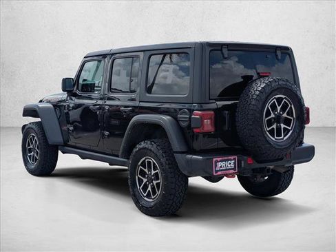 Used 2024 Jeep Wrangler Unlimited Rubicon AWD/4WD image 8