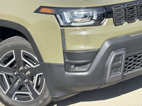 New 2026 Jeep Cherokee Limited AWD/4WD image 3