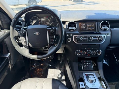 Used 2016 Land Rover LR4 HSE AWD/4WD image 23
