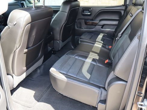 Used 2014 GMC Sierra 1500 Denali w/ Suspension Package, Off-Road AWD/4WD image 6