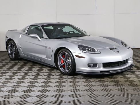 Used 2012 Chevrolet Corvette Grand Sport w/ 2LT Preferred Equipment Group RWD image 2