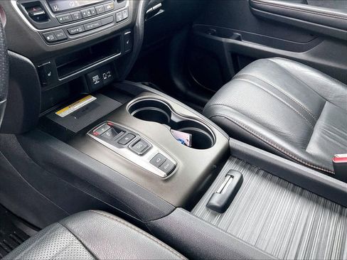 Used 2023 Honda Passport TrailSport image 19