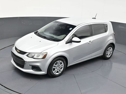 Used 2020 Chevrolet Sonic LT image 13