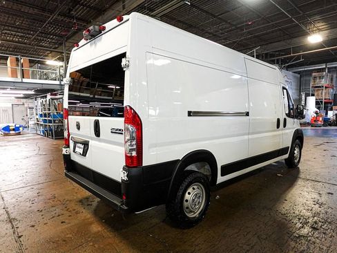 Used 2023 RAM ProMaster 2500 FWD image 6