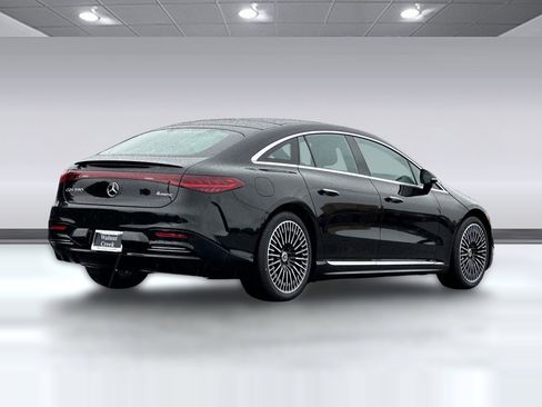 New 2026 Mercedes-Benz EQS 580 4MATIC Sedan image 8