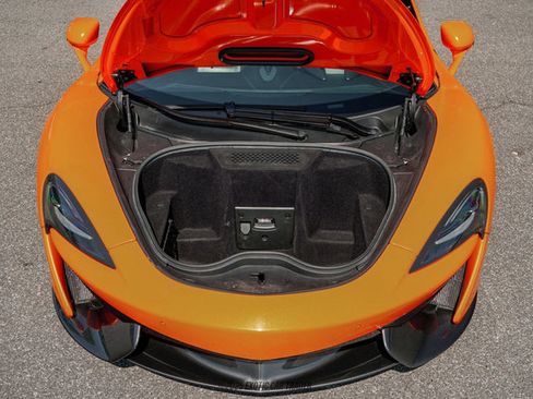Used 2019 McLaren 570S Spider image 87