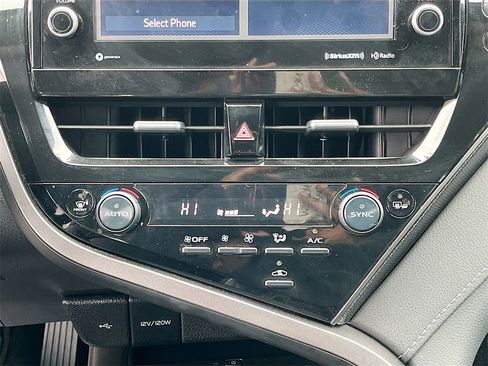 Used 2024 Toyota Camry XSE image 15