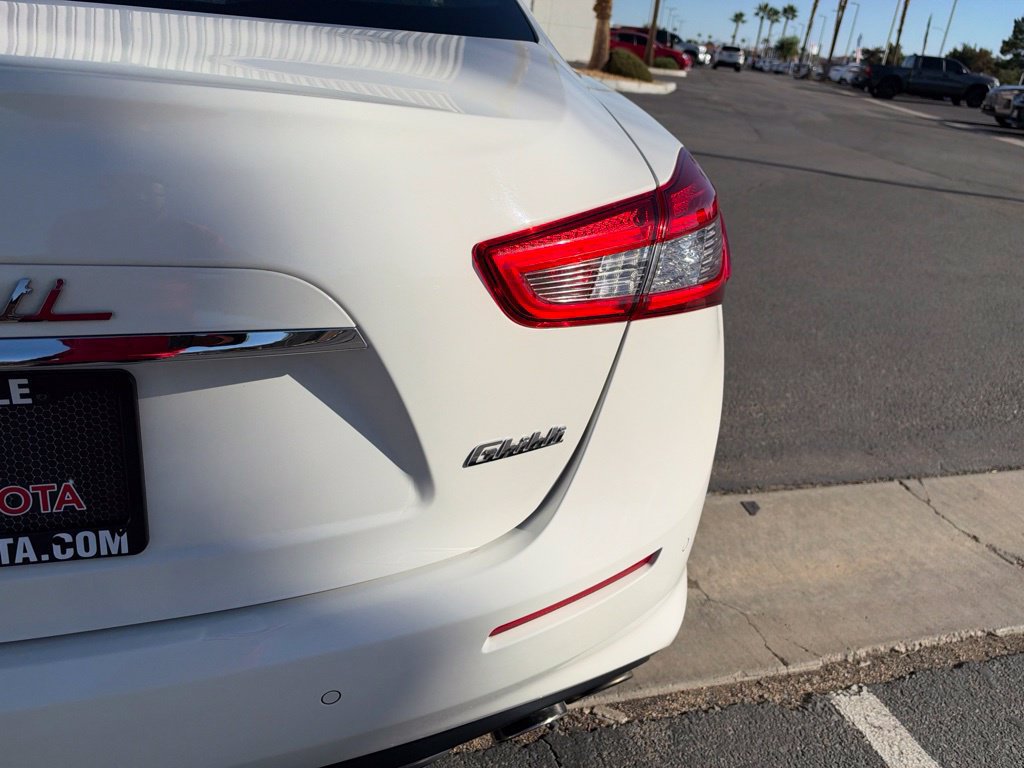 Used 2018 Maserati Ghibli RWD image 8