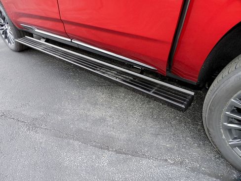 New 2026 Cadillac Escalade ESV Platinum Sport image 25