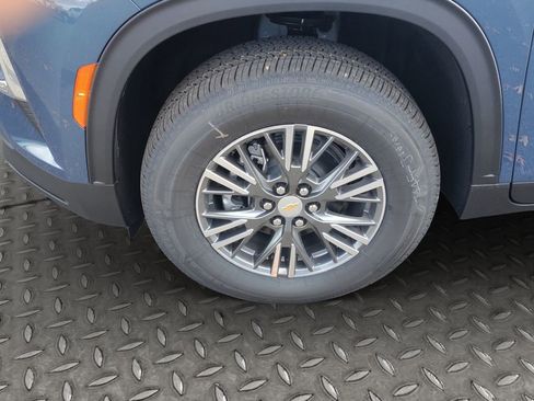 New 2026 Chevrolet Traverse LT w/ LPO, Floor Liner Package image 25