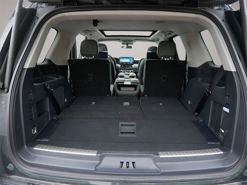 Used 2022 Lincoln Navigator Black Label image 12