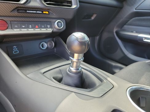 Used 2025 Ford Mustang GT RWD image 9