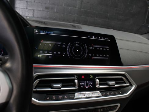 Used 2023 BMW X5 xDrive40i w/ M Sport Package AWD/4WD image 68