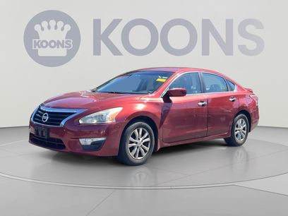 Used 2014 Nissan Altima 2.5 S w/ Sport Value Package