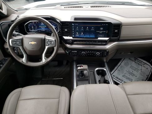 Used 2024 Chevrolet Silverado 1500 LTZ w/ LTZ Premium Package AWD/4WD image 13