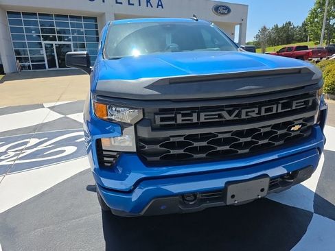 Used 2023 Chevrolet Silverado 1500 Custom RWD image 17