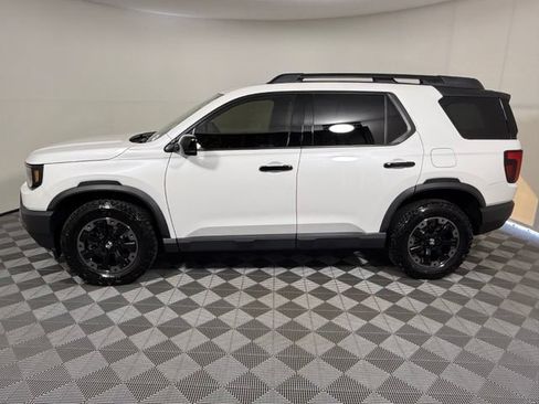 Used 2026 Honda Passport TrailSport Elite image 3