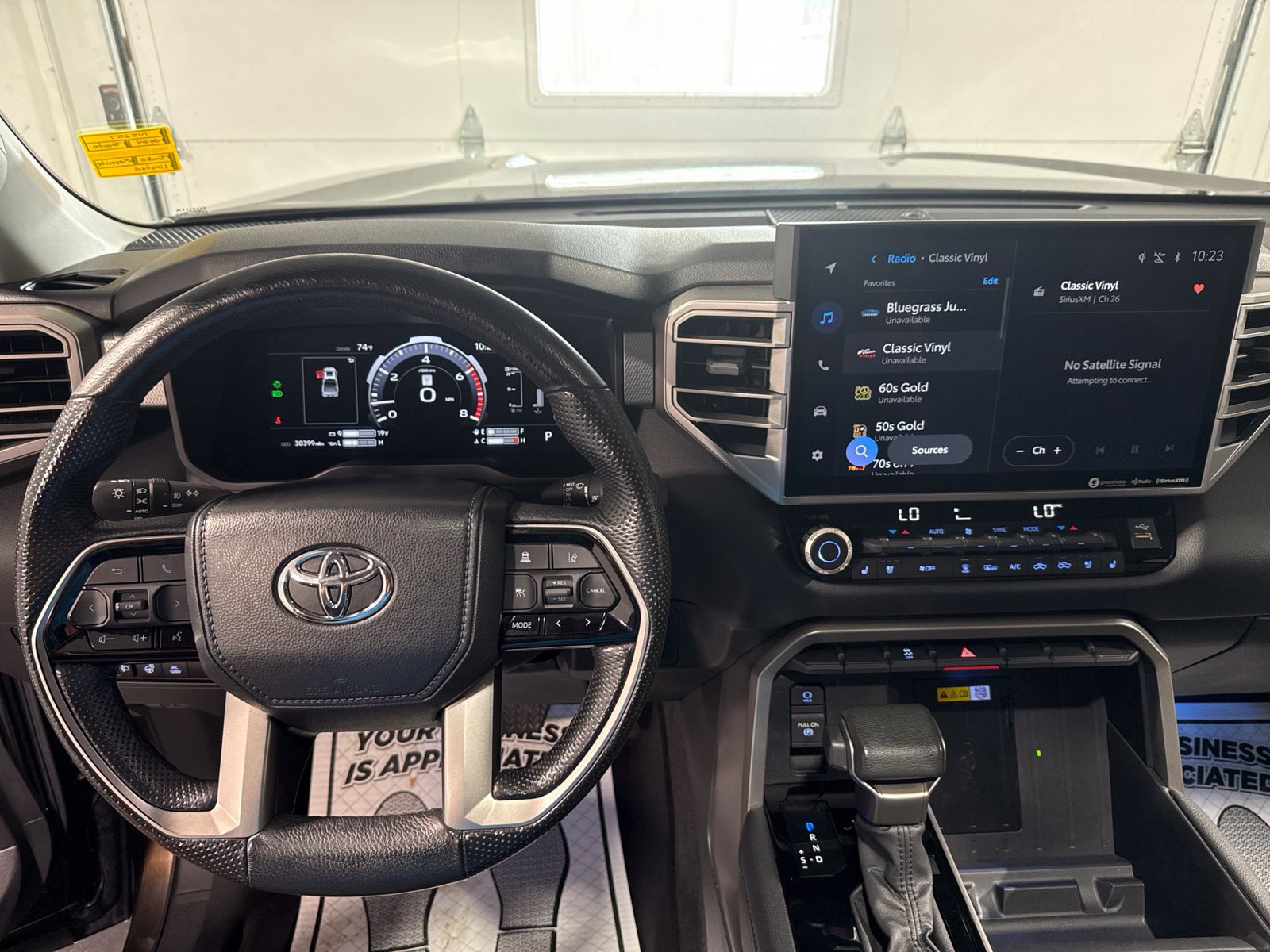 Used 2024 Toyota Tundra Limited w/ Power Package AWD/4WD image 42