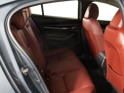 Used 2024 MAZDA MAZDA3 s image 30