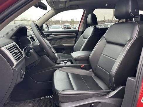 Used 2022 Volkswagen Atlas SE image 16